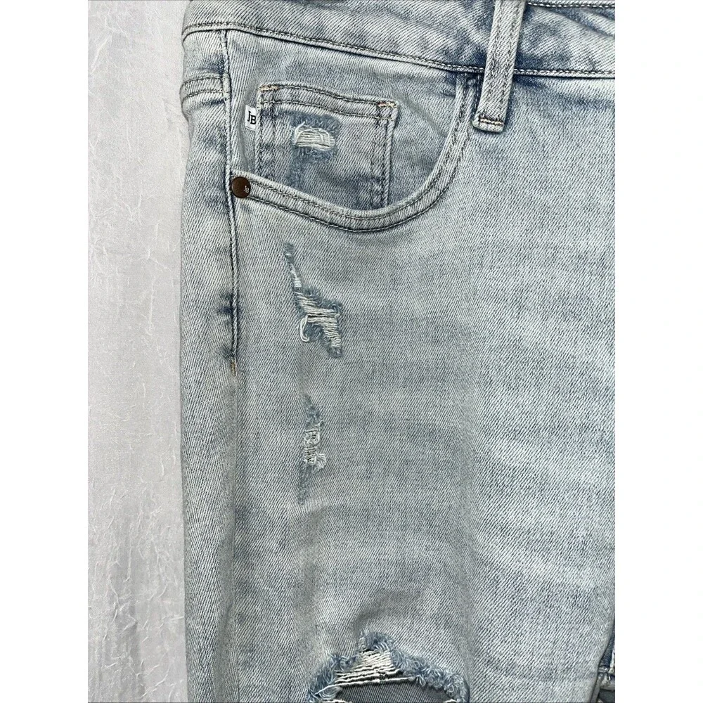Judy Blue Mid Rise Light Wash Distressed Skinny Fit Destroyed Jeans Size 15 / 32 - Picture 3 of 9